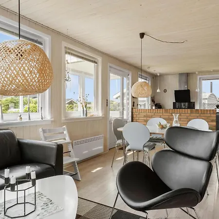 Ferienhaus Stunning In With Wifi *